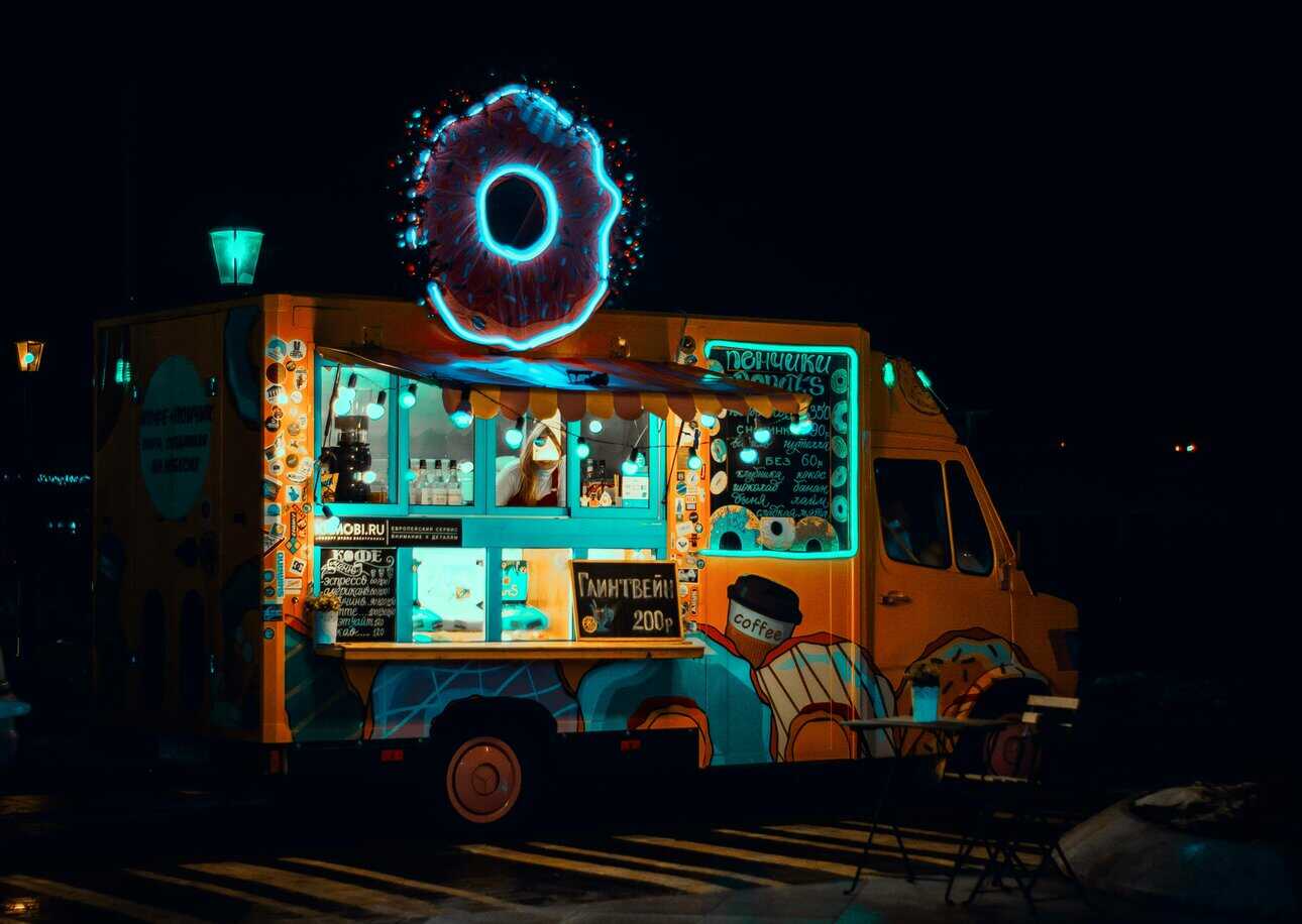 Hitting the Road: The Essential Food Truck Business Checklist