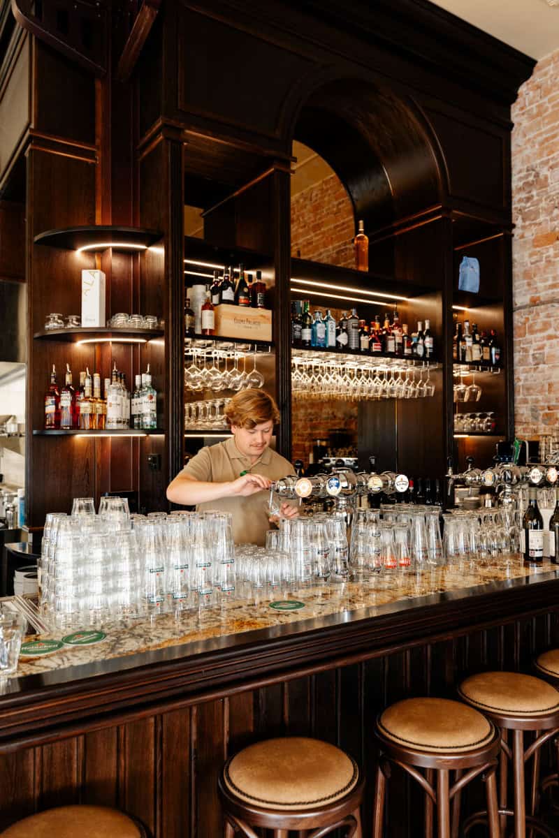 Bar Tij Rotterdam opens on Noordereiland Bar Tij Rotterdam opens on Noordereiland with seafood, drinks, an all-day menu and a waterfront terrace at Maaskade 73 beside the Maas.